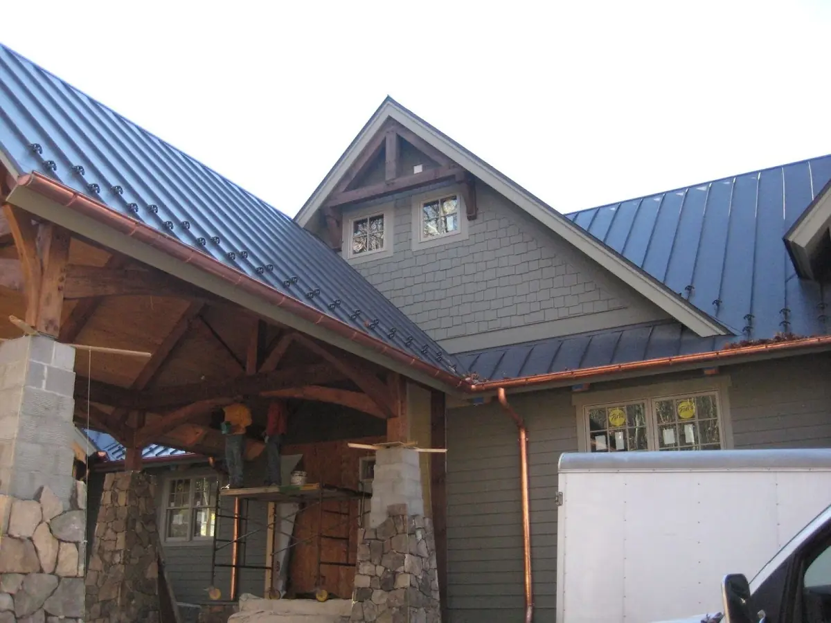 Craftsman Roofing team delivering quality roofing work in Woods of Shavano
